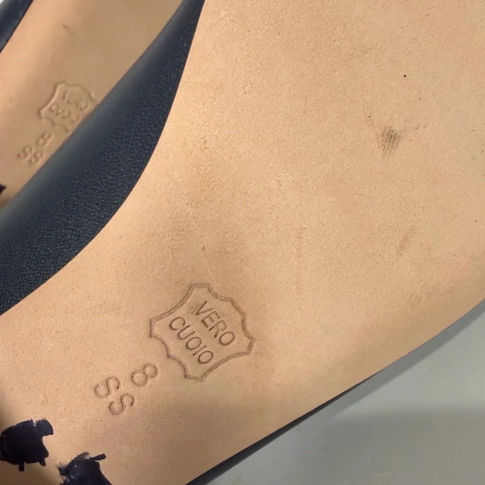 Vaneli Fc-313 Navy Nappa Soft‎ Leather Cap Toe Ballet Flat Narrow size 8SS